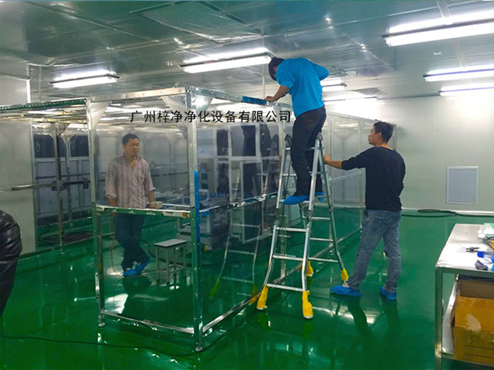 定期对洁净棚进行清洁，包括表面、通风管道、FFU过滤网等